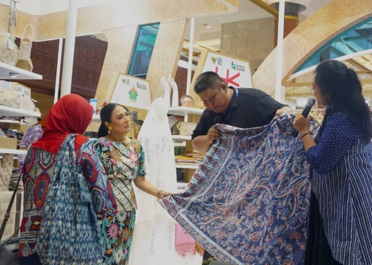 Mantap !! SIG dan Rumah BUMN Dorong UMKM Berkembang, Ajak Masyarakat Dukung Produk Lokal di Pameran INACRAFT 2025