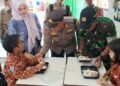 Polres Gresik Kembali Bagikan Makanan Bergizi Gratis di UPT SDN 229 Menganti