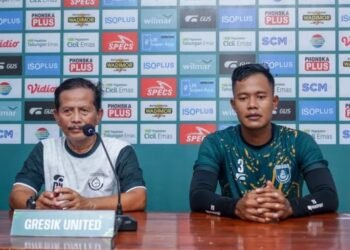 Besok Sore Gresik United Hadapi Persewar Waropen, Djadjang Nurdjaman: Tiga Poin Harga Mati !!