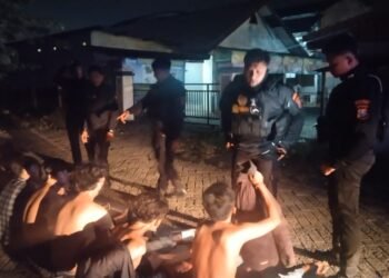 Berusaha Kabur, Gangster di Driyorejo Berhasil  Diringkus Unit Raimas Kalamunyeng Polres Gresik