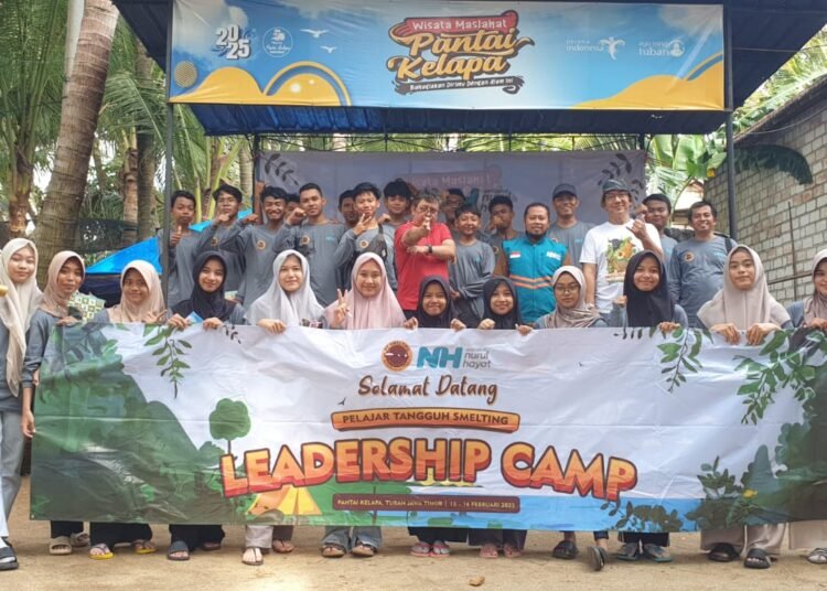 Wow, Seru !! Pelajar Tangguh Smelting Ikuti Leadership Camp di Pantai Kelapa Tuban