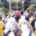 Riang Gembira !! Kapolres Gresik Berangkatkan Puluhan Siswa SLB Giat Outing Class ke Kebun Binatang Surabaya