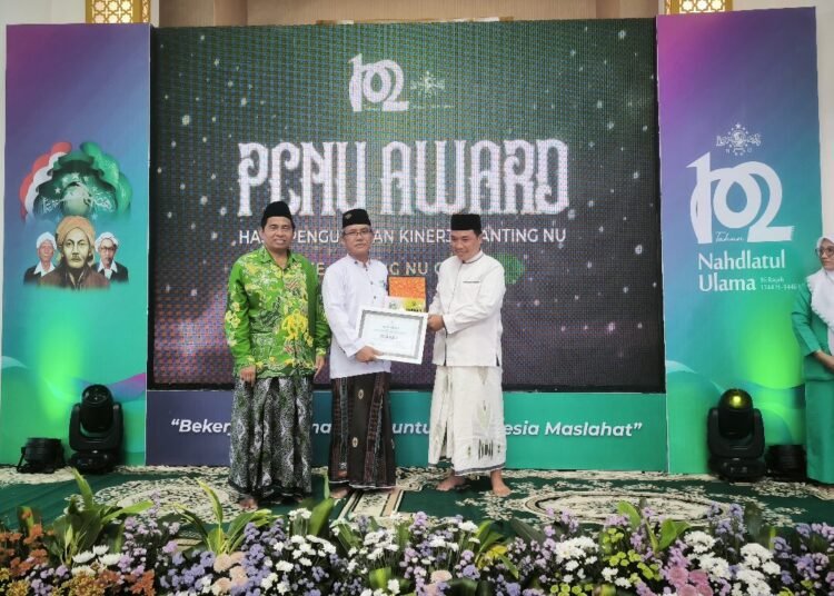 Alhamdulillah !! Ranting NU Banyutengah Dinobatkan sebagai Ranting NU Terbaik Pertama PCNU Gresik Award 2025
