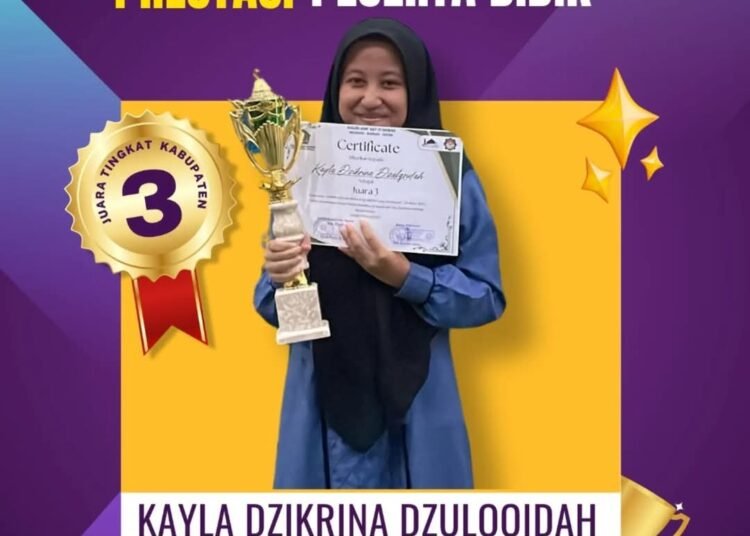 Alhamdulillah, Kayla Dzikrina Dzulqoidah Siswa MAN 1 Gresik Raih Juara 3 Lomba Qiroa’ah Remaja se-Kabupaten Gresik