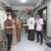 Pastikan Kesehatan Siswa saat Ramadan, Puskesmas Mentaras Kunjungi Siswa MI Alkarimi yang Sakit Gondongan