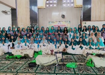 Ning Min Tulus Ikhlas Ngaji Bareng Selama Ramadan: Usai dari Masjid Kanjeng Sepuh Lanjut ke Mojopurogede dan Hari ini ke Duduksampeyan