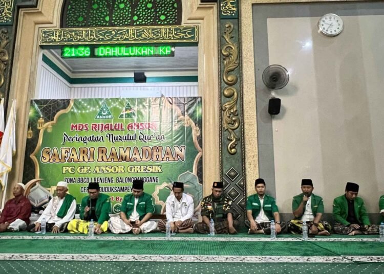 Tak Peduli Hujan Lebat, GP Ansor Gresik Tetap Turba dan Syiarkan Malam Nuzulul Qur’an di Zona Barat