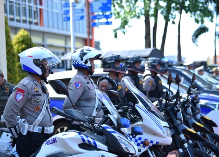 Polres Gresik Gelar Apel Pasukan Operasi Ketupat Semeru 2025 Demi Kenyamanan Masyarakat saat Lebaran
