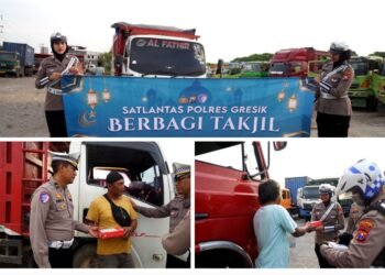 Sentuhan Humanis Satlantas Polres Gresik, Tertibkan Sopir Mokong Sambil Berbagi Takjil Ramadan