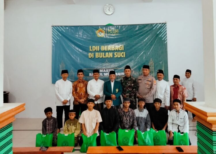 Istimewa !! LDII Berbagi di Bulan Suci Ramadan di Masjid Baitul Muttaqin Tanjungwidoro Mengare Bungah