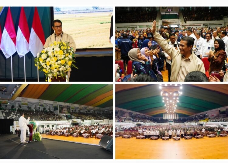 GOR Tri Dharma Petrokimia Gresik Jadi Saksi Mentan RI Janjikan Motor Dinas kepada PPL Berprestasi