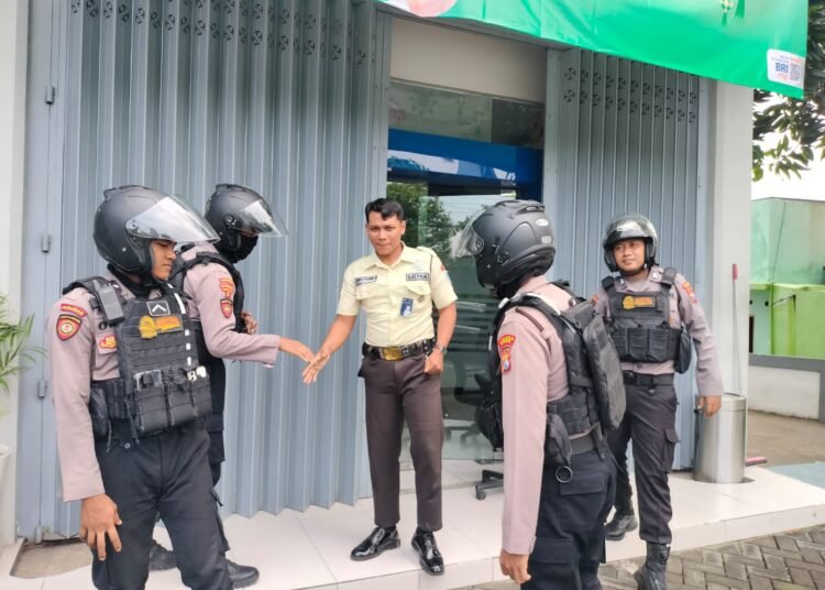 Tim Raimas Kalam Munyeng Polres Gresik Gencar Gelar Patroli Demi Kenyamanan Masyarakat Selama libur Idul Fitri 1446 H