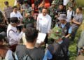 Ikuti Panen Serentak Bersama Presiden Prabowo, Wabup Gresik dr. Alif Pimpin Panen Raya di Driyorejo