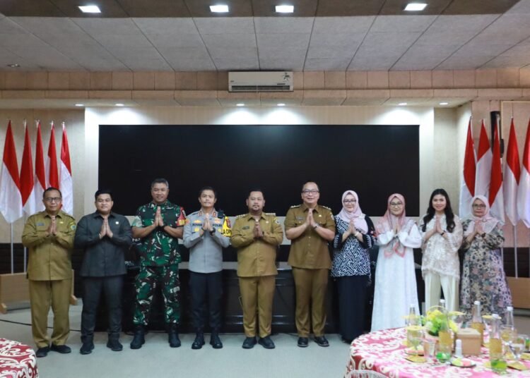 Kapolres AKBP Rovan Richard Hadiri Halal Bihalal Bareng Bupati dan Wabup Gresik Pererat Silaturahmi