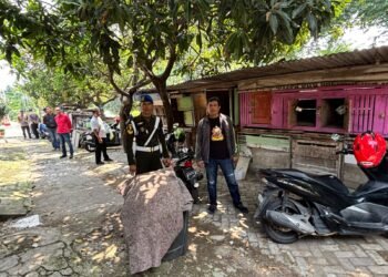 Respon Cepat Aduan Warga, Kapolsek Kebomas Turun Langsung Grebek Lokasi Diduga Tempat Judi Sabung Ayam di Gresik