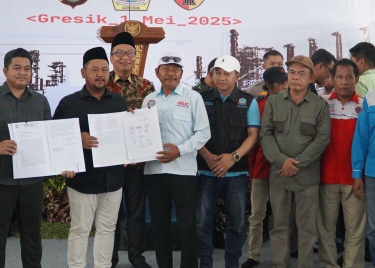 May Day 2025, Bupati Gresik dan Serikat Buruh Sepakat Tingkatkan Kesejahteraan Pekerja