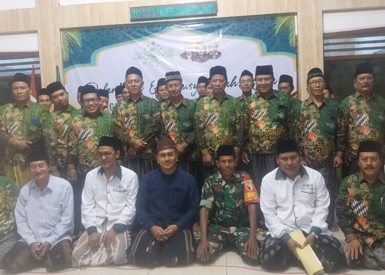 Babinsa pun Khidmat Hadiri Pelantikan dan Musyawarah Kerja Pengurus Ranting Nahdlatul Ulama Desa Kemangi Bungah