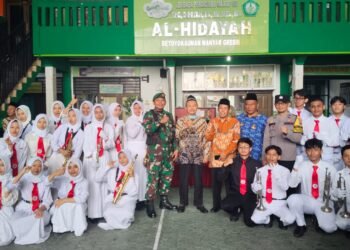 Berjuluk Desa Berwawasan Pendidikan, Betoyokauman Manyar Penuh Semangat Peringati Hardiknas 2025