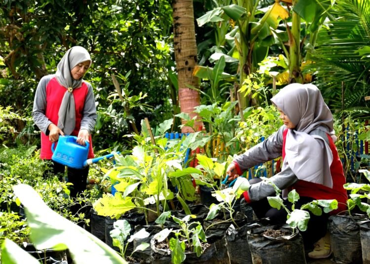Semen Gresik Berhasil Serap 20 Ribu Tenaga Kerja Melalui Inovasi Program Pengelolaan Lingkungan dan Sosial Masyarakat