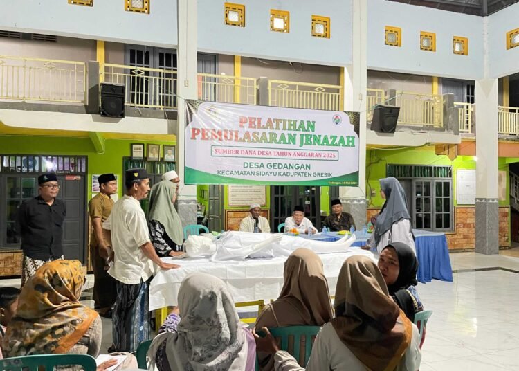 Penuh Manfaat, Sesuai Syariat !! Pemdes Gedangan Sidayu Gelar Pelatihan Pemulasaran Jenazah