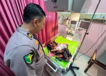 Kisah Mahesa Bayi Mungil Anak Penjual Tempe Penyet Akhirnya Terselamatkan Berkat Bantuan Polres Gresik