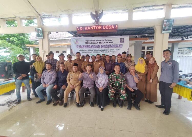 Pemdes Sidoraharjo Kedamean Apresiasi Positif Giat Edukasi Hukum Posbakum PN Gresik YLBH Fajar Trilaksana