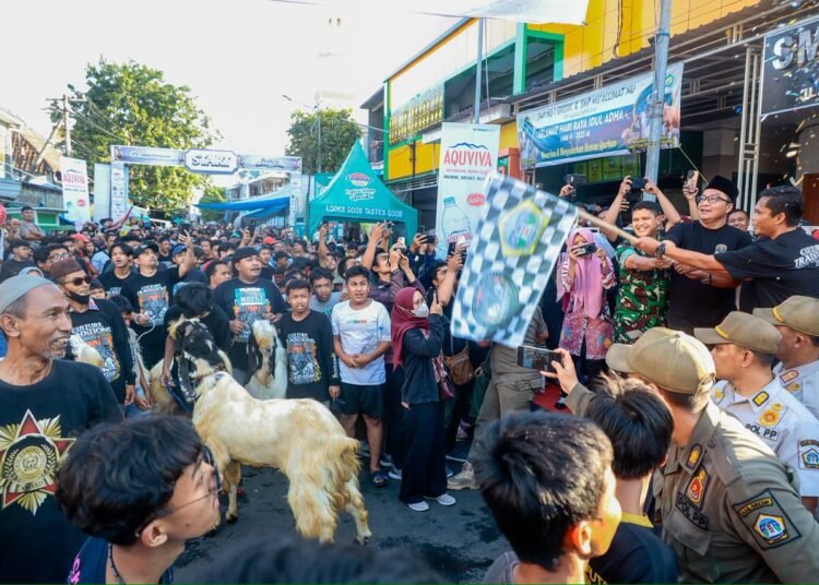 Semangat Idul Kurban, Plt Bupati Gresik Buka Acara Tradisi Tahunan Bertajuk “Culture and Tradition Eid Adha 2025”