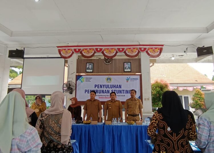 Camat Milenial Menganti Apresiasi Pemdes Gempolkurung Bergerak Bersama Turunkan Angka Stunting
