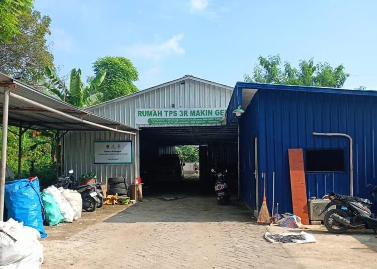 Pemdes Manyarejo Apresiasi Positif Pembangunan Rumah Kompos CSR PT Freeport Indonesia