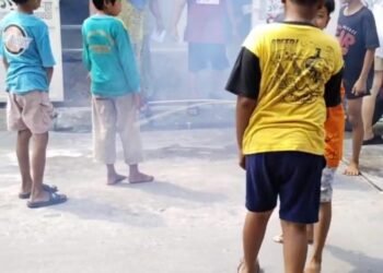Tak Hanya Bangun TPT, Pemdes Karangrejo Manyar juga Fogging Gratis 1.009 Rumah Warga Tangkal DBD
