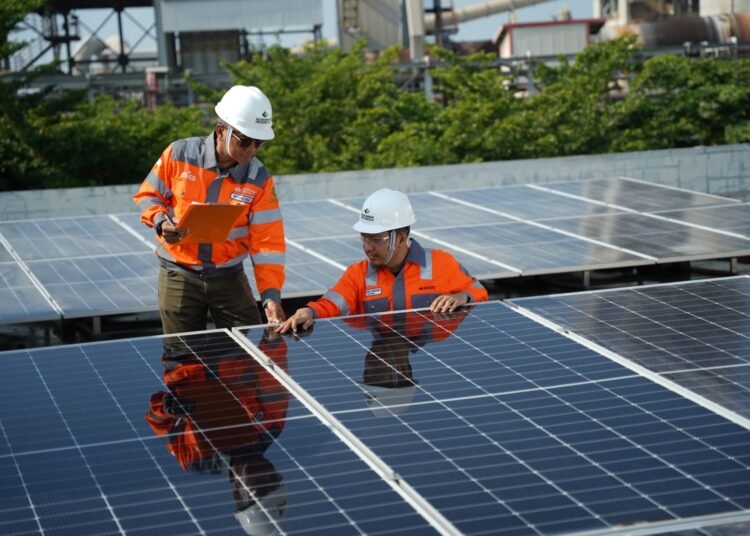 Dongkrak Kapasitas Pembangkit Listrik Tenaga Surya 6 Kali Lipat, SIG Tingkatkan Dekarbonisasi dan Transisi Industri Hijau