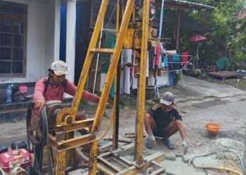 Inovasi Cerdas !! Pemdes Asempapak Sidayu Bangun Sumur Resapan Guna Tanggulangi Banjir