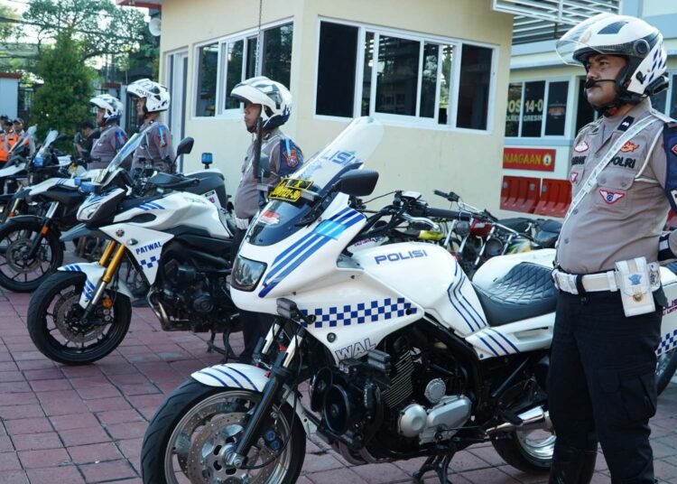 Polres Gresik Gelar Apel Pasukan Operasi Patuh Semeru 2025, Tanda Dimulainya Penertiban Berlalu Lintas