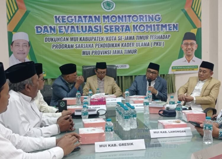 Ketua Umum MUI Gresik Dukung Penuh Program Sarjana PKU dan Fatwa Sound Horeg MUI Jatim