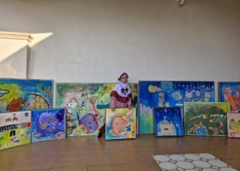 Wow, Azzahra Adiva Pelukis Cilik Sanggar DAUN Gresik Gelar Pameran Tunggal di Galeri Merah Putih Balai Pemuda Surabaya