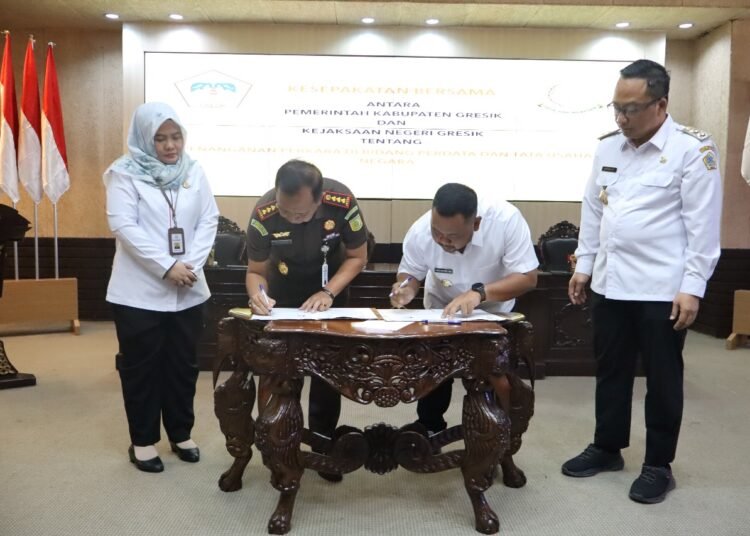 Pemkab Gresik Teken MoU dengan Kejari Wujudkan Pemerintahan yang Akuntabel dan Berorientasi pada Kepentingan Rakyat
