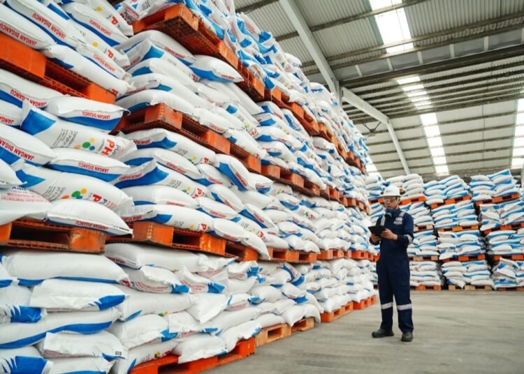 Petani Don’t Worry !! Petrokimia Gresik Siapkan Stok Pupuk 508.216 Ton Melebihi Ketentuan Pemerintah