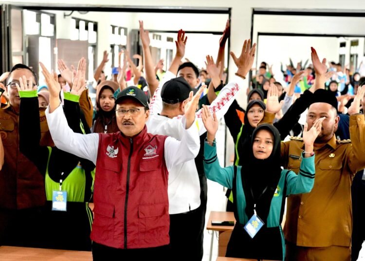 Gus Ipul: Orang Tua Siswa Sekolah Rakyat di Gresik Bakal Jadi Anggota Koperasi Merah Putih Demi Penguatan Ekonomi