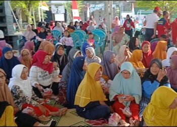 Peringatan HUT RI di Desa Tanahlandean Balongpanggang Usung Tema “Peduli Lansia, Sehat Bersama”