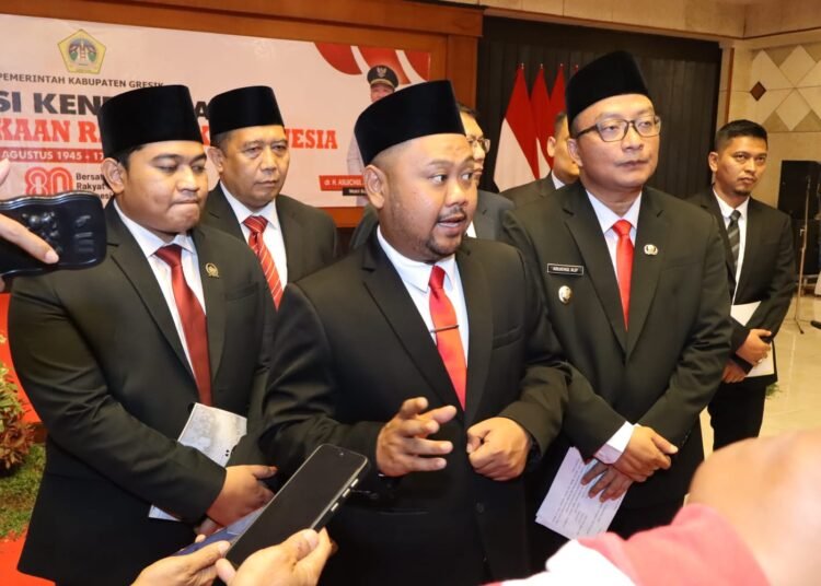 Ringankan Beban Masyarakat, Bupati dan Wabup Gresik Beri Diskon Pajak hingga 80% di Momen HUT RI ke-80