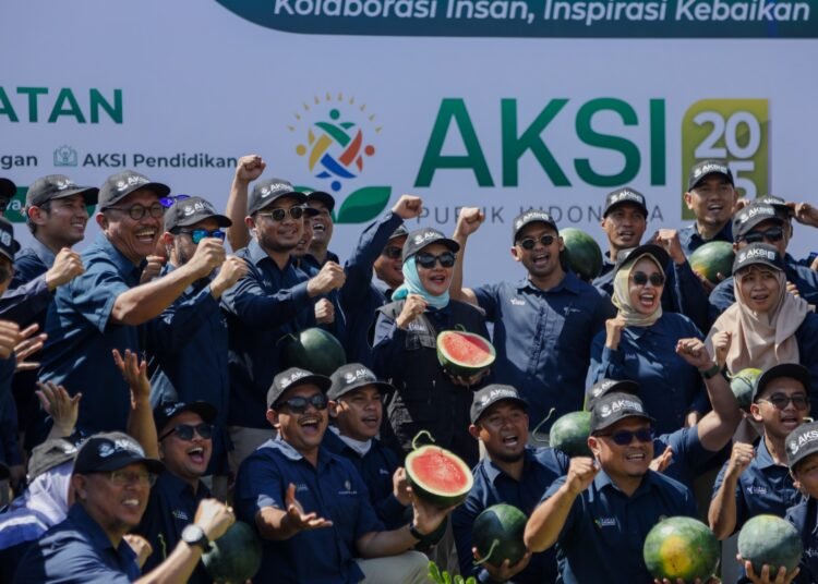 Momen HUT RI, Ratusan Karyawan Pupuk Indonesia Grup Gelar Program AKSI 2025 di Banyuwangi