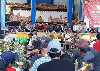 Menelisik Sedekah Bumi Desa Tirem Duduksampeyan: Tradisi Turun-temurun yang Tetap Lestari di Tengah Gempuran Modernisasi
