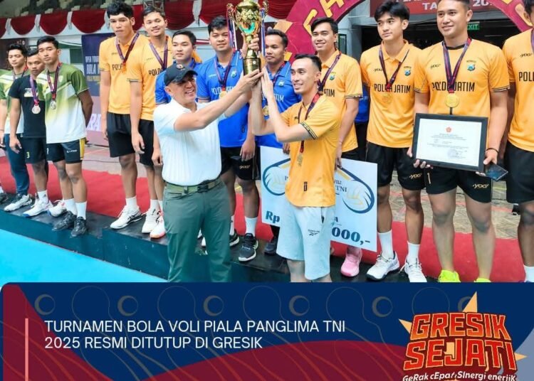 Turnamen Bola Voli Piala Panglima TNI 2025 Resmi Ditutup di GOR Tri Dharma Petrokimia Gresik
