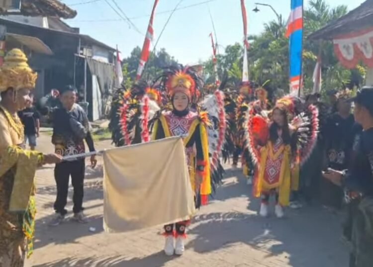 Semarak HUT RI Belum Berakhir, Warga Dusun Sekarputih Gelar Karnaval Seni dan Budaya