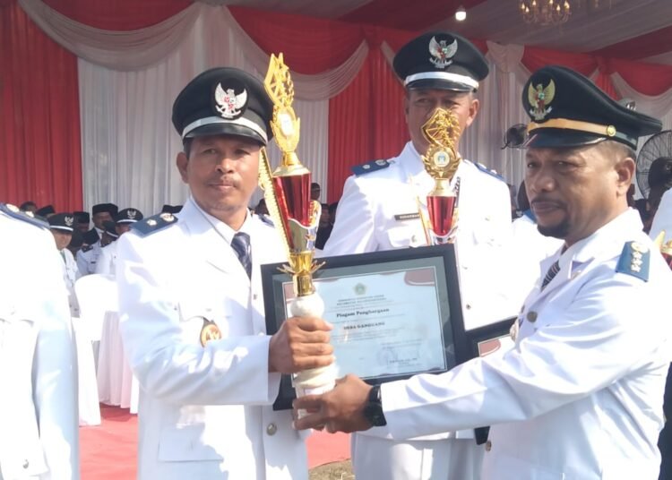 Patut Dicontoh, Pemdes Ganggang Balongpanggang Konsisten Lunas PBB 100% Sebelum Jatuh Tempo !!