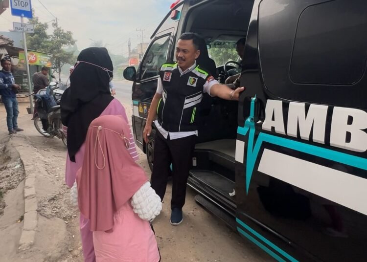 Layanan Mobil Ambulans Gratis Polres Gresik kian Dibutuhkan Masyarakat: Terima Kasih Bapak Kapolres !!