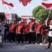 Pemdes Bulangkulon Benjeng Rangkul Kartar Prabumer Jaya Sukses Gelar Jalan Sehat Puncak HUT RI