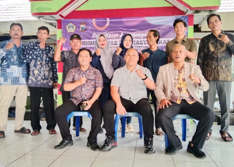 Gandeng Polres Gresik, Pemdes Putatlor Menganti Gelar Sosialisasi dan Pencegahan Aksi Kriminalitas