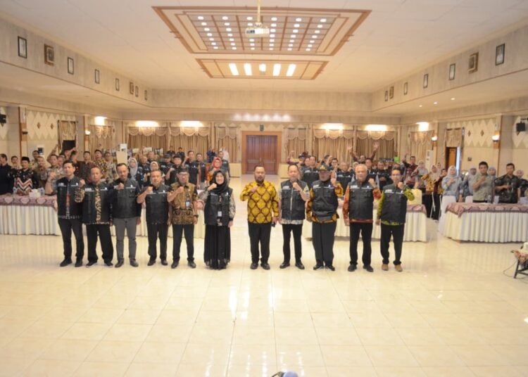 Bupati Gus Yani Kukuhkan Komisi Irigasi: Perkuat Sinergi untuk Ketahanan Pangan di Tengah Industri