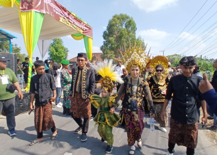 Karnaval Budaya Meriahkan Puncak HUT ke-80 RI di Desa Bulurejo Benjeng Gresik